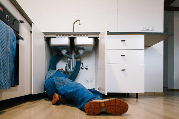 Professional Leak Detection technician working in Carrsville, VA